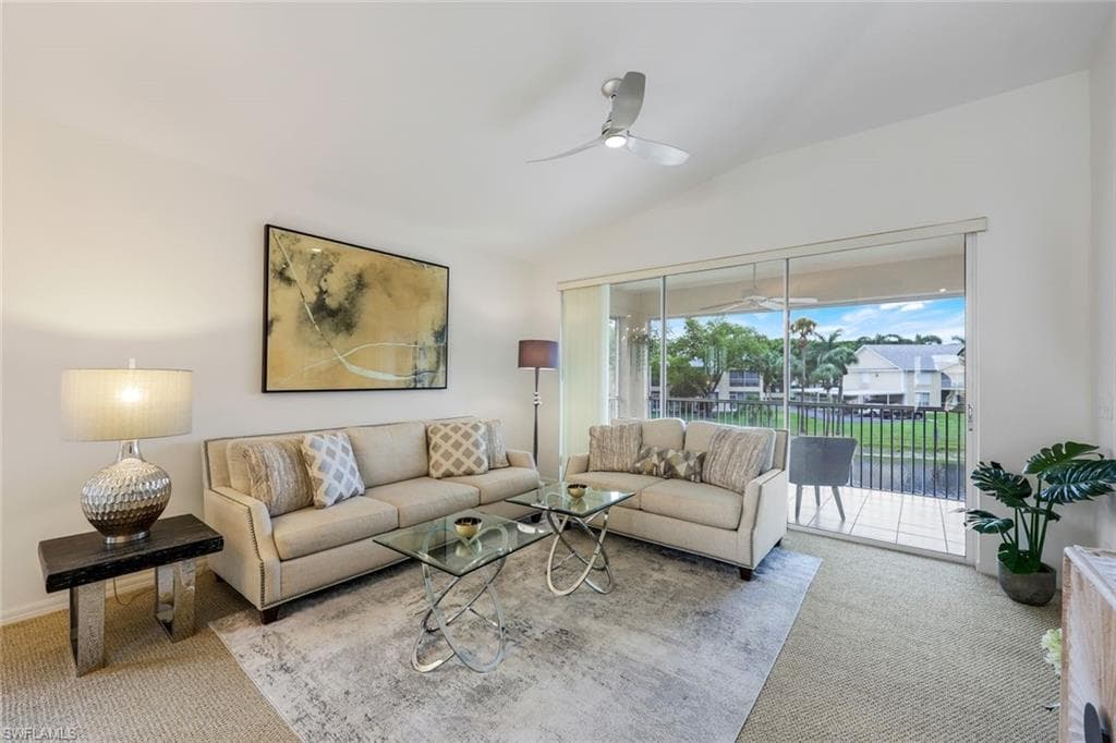 437 Wiggins Lake CT # 201, NAPLES FL 34110-2