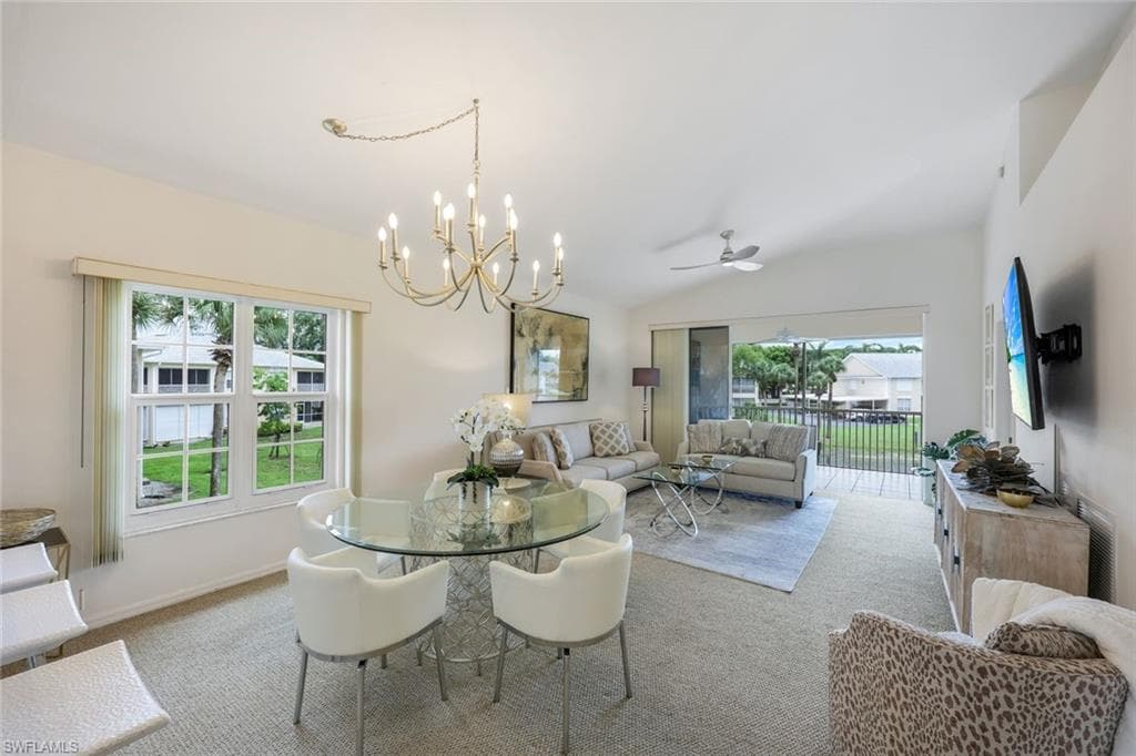 437 Wiggins Lake CT # 201, NAPLES FL 34110-4