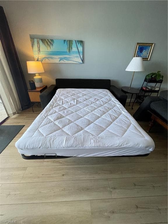 260 Southbay DR # 204, NAPLES FL 34108-11