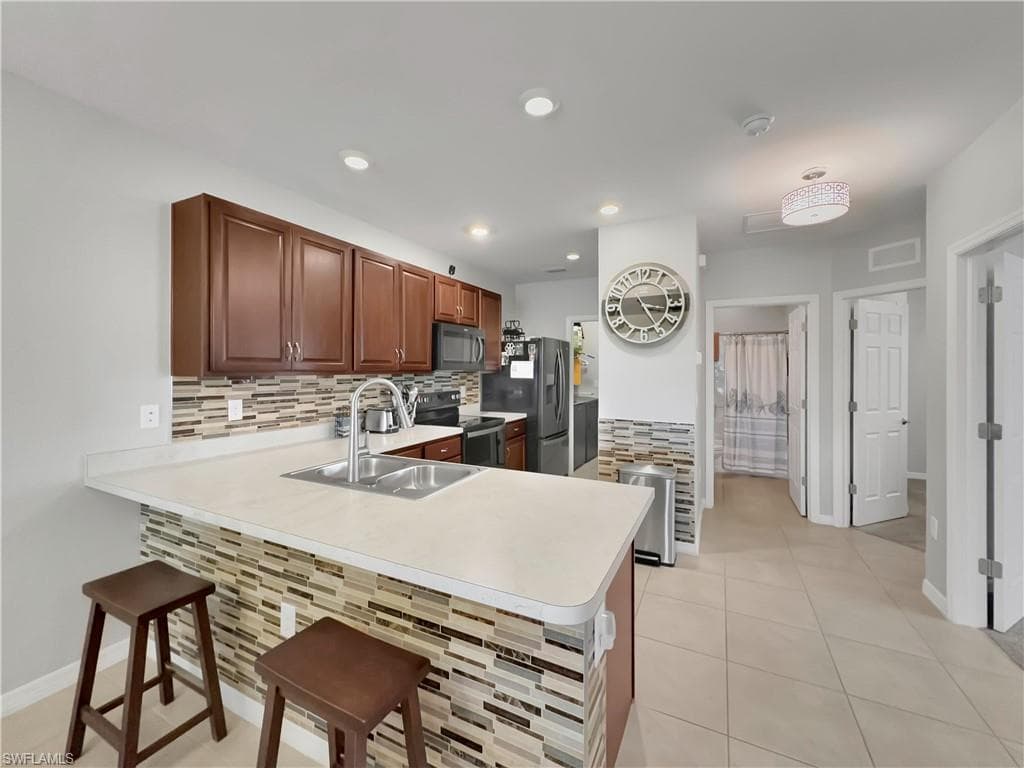 19570 Galleon Point DR, LEHIGH ACRES FL 33936-8