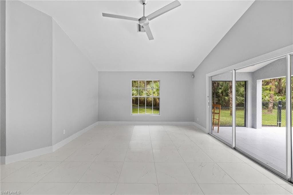 530 22nd AVE NW, NAPLES FL 34120-11