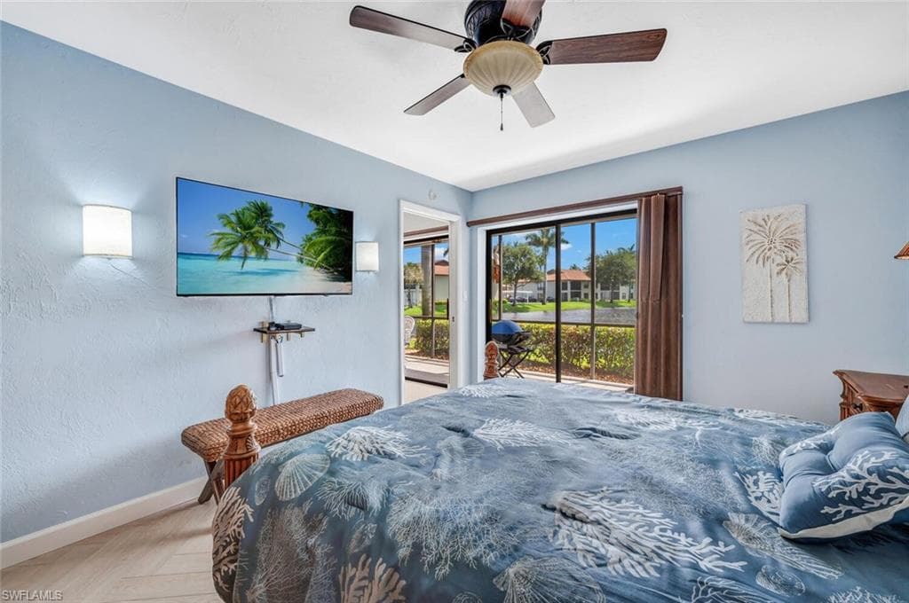 332 Charlemagne BLVD # H101, NAPLES FL 34112-16