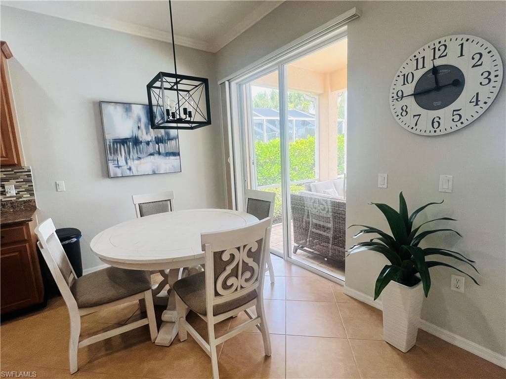 14265 Manchester DR, NAPLES FL 34114-7