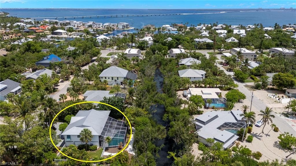 1062 S Yachtsman DR, SANIBEL FL 33957-41