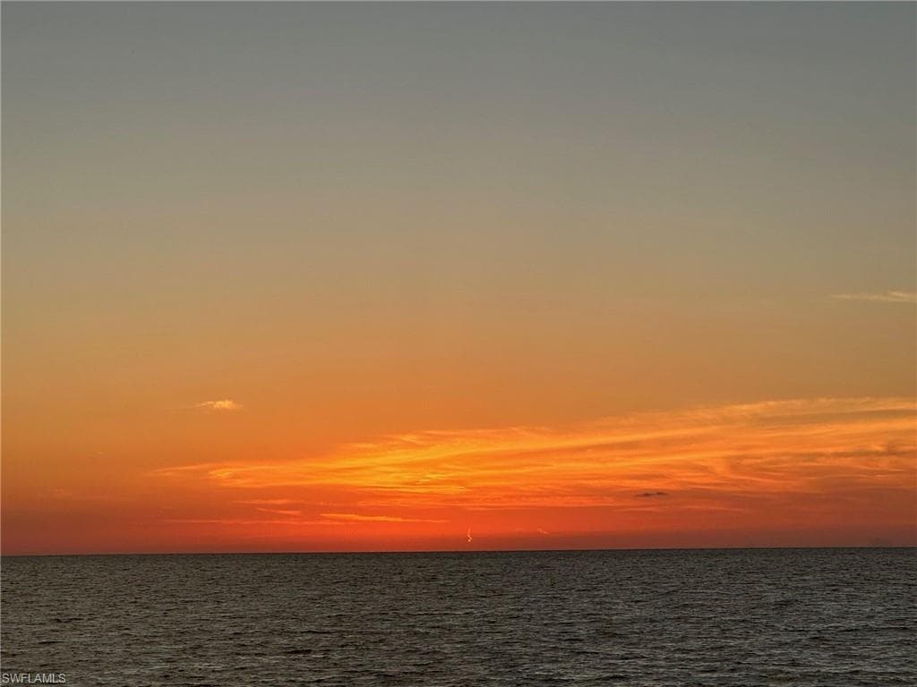 1062 S Yachtsman DR, SANIBEL FL 33957-42