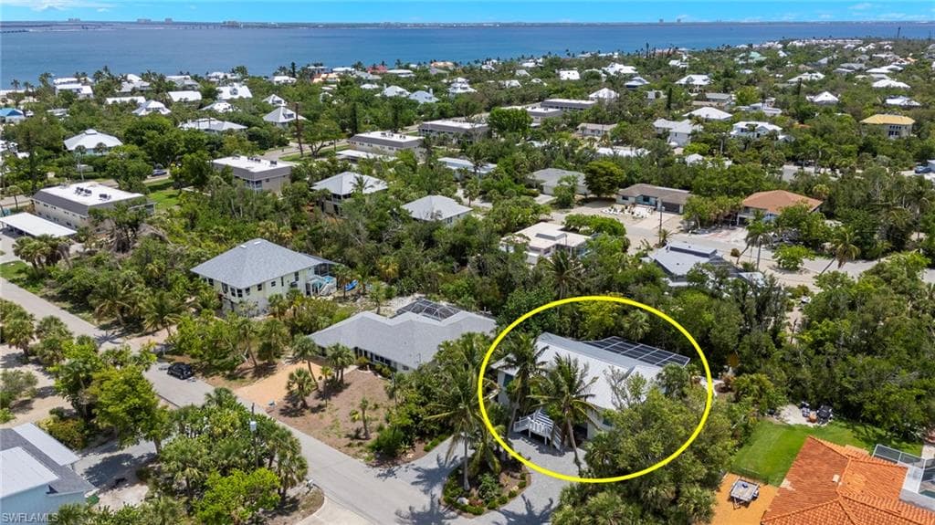 1062 S Yachtsman DR, SANIBEL FL 33957-40