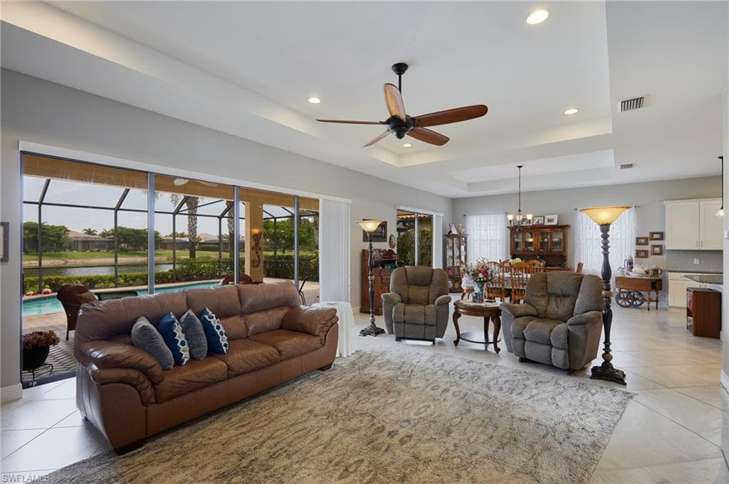 10037 Avalon Lake CIR, FORT MYERS FL 33913-6