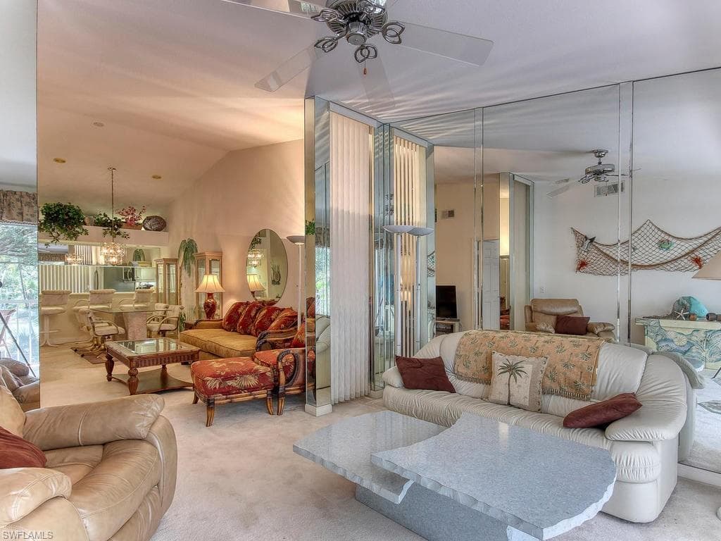 2462 Hidden Lake DR # 208, NAPLES FL 34112-8