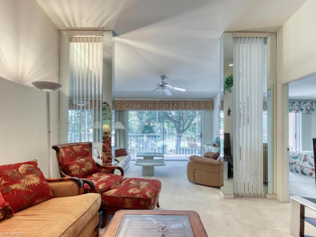 2462 Hidden Lake DR # 208, NAPLES FL 34112-7