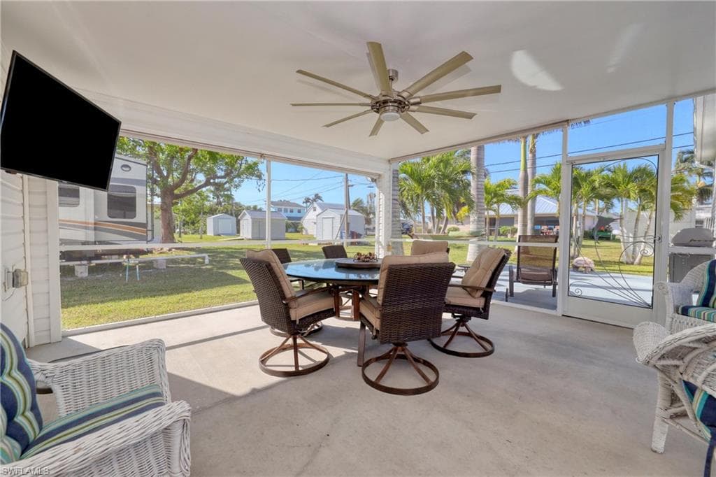 16080 Siesta DR, FORT MYERS FL 33908-16