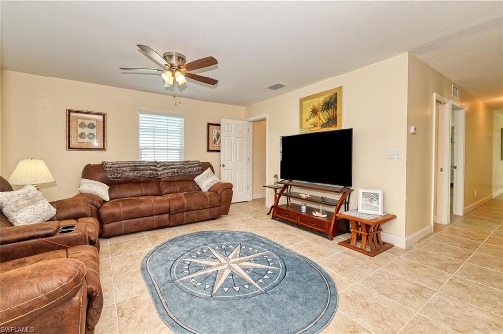 16080 Siesta DR, FORT MYERS FL 33908-31