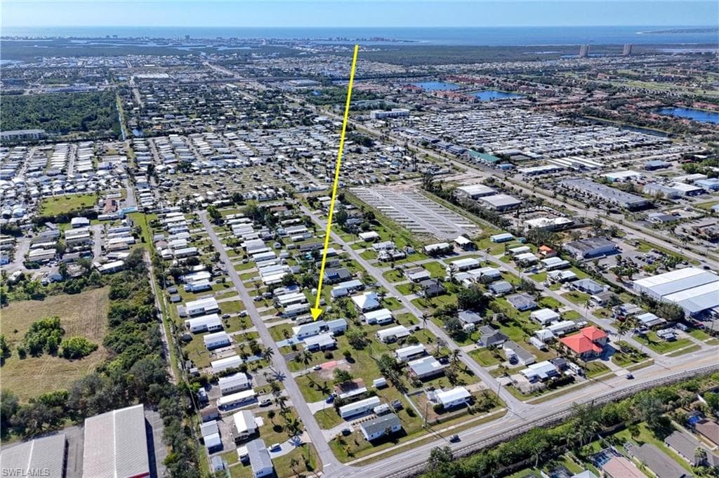 16080 Siesta DR, FORT MYERS FL 33908-8