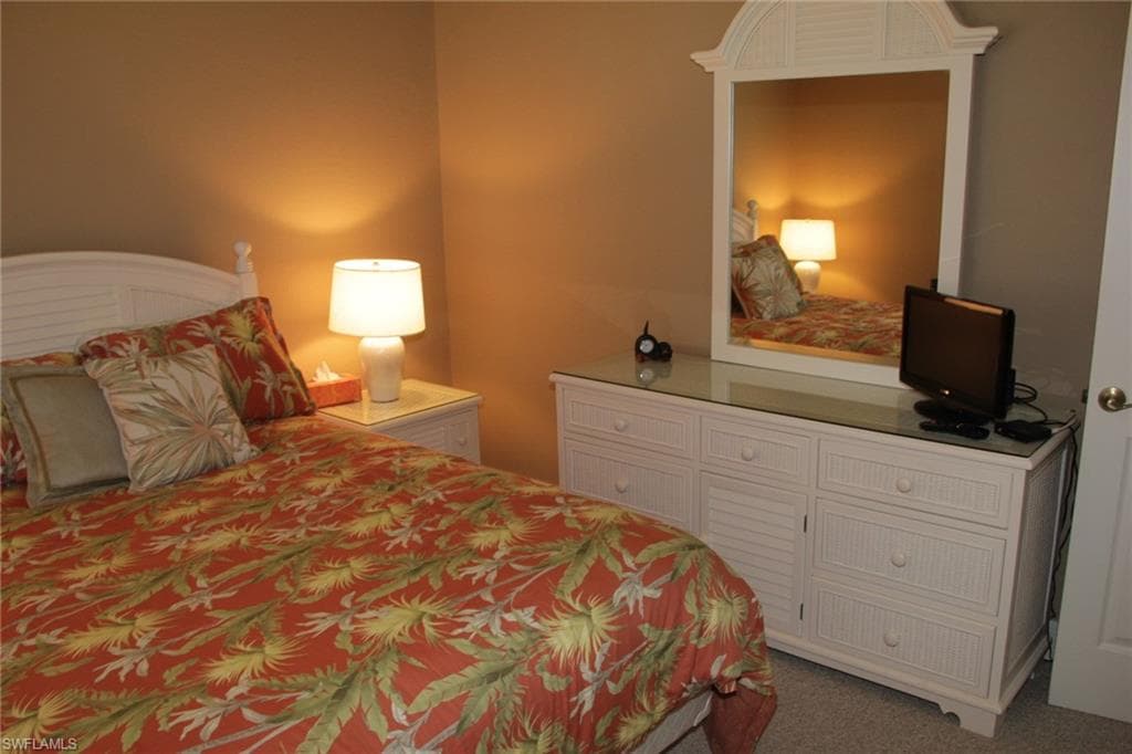 3951 Ruxton RD, NAPLES FL 34116-11