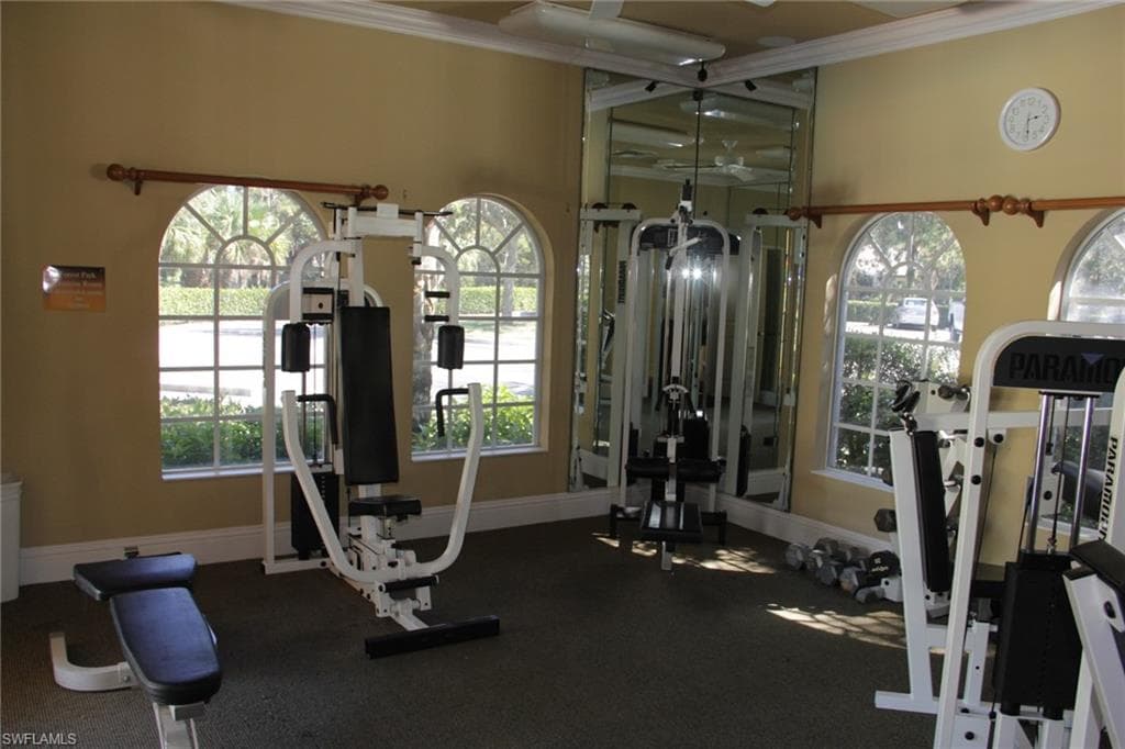 3951 Ruxton RD, NAPLES FL 34116-33