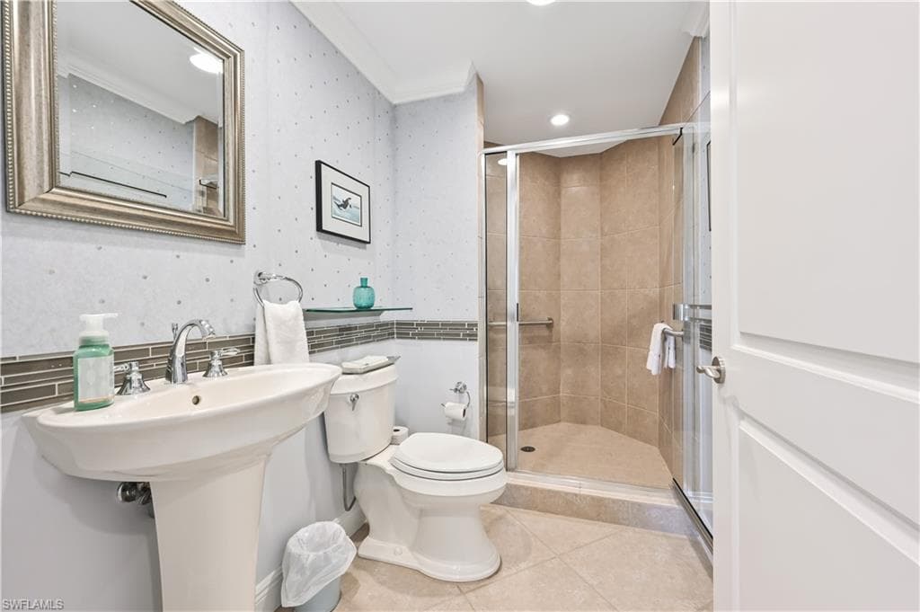 23850 Via Italia CIR # 404, ESTERO FL 34134-34