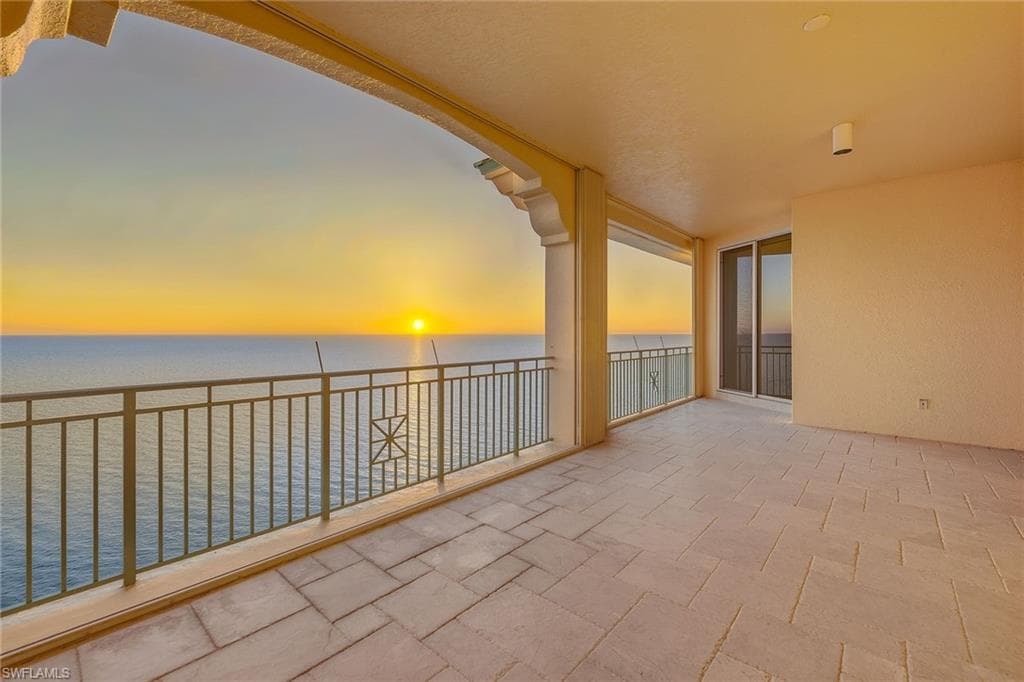 970 Cape Marco DR 2506-37