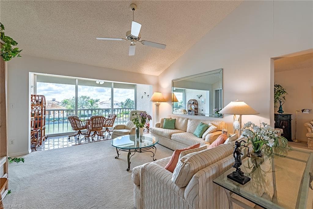10684 Gulf Shore DR # 305, NAPLES FL 34108-1