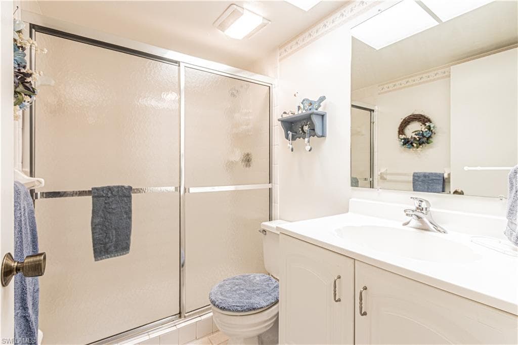 1733 Courtyard WAY # B205, NAPLES FL 34112-25