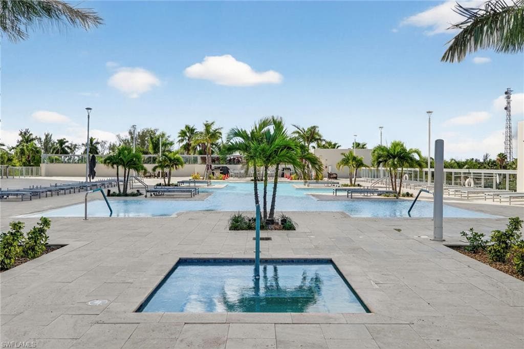 3000 Oasis Grand BLVD # 2307, FORT MYERS FL 33916-41