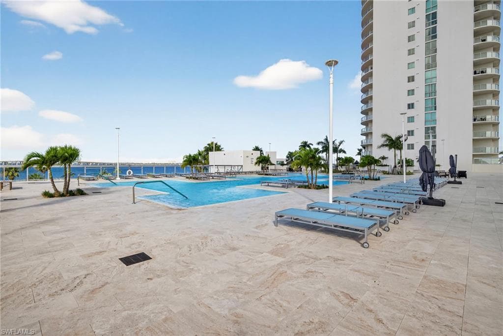 3000 Oasis Grand BLVD # 2307, FORT MYERS FL 33916-39