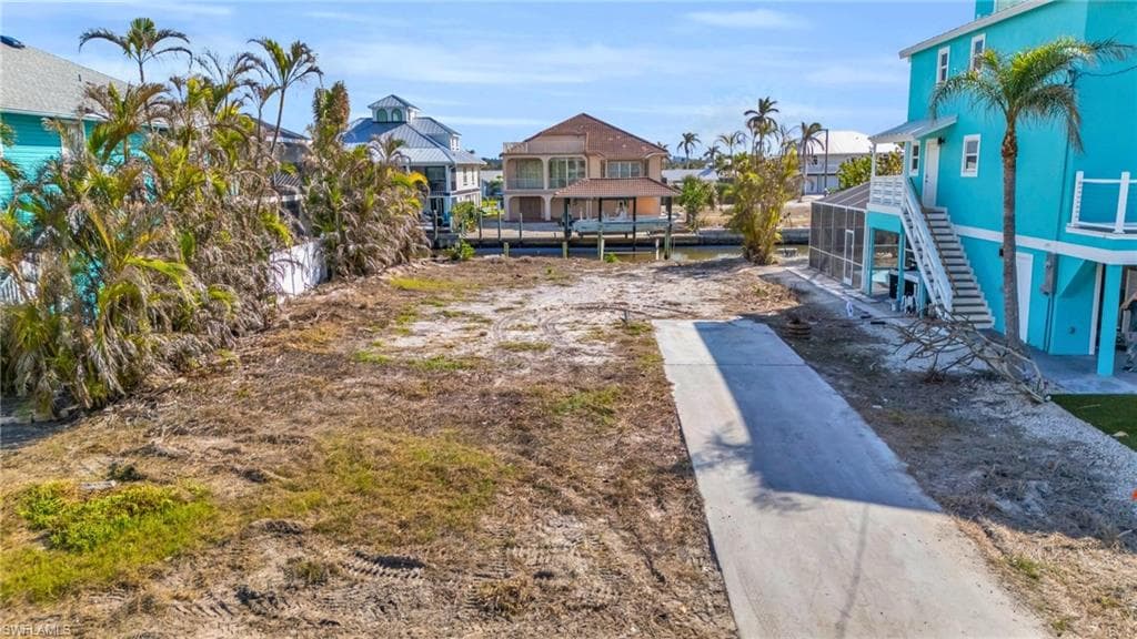 200 Curlew ST, FORT MYERS BEACH FL 33931-10