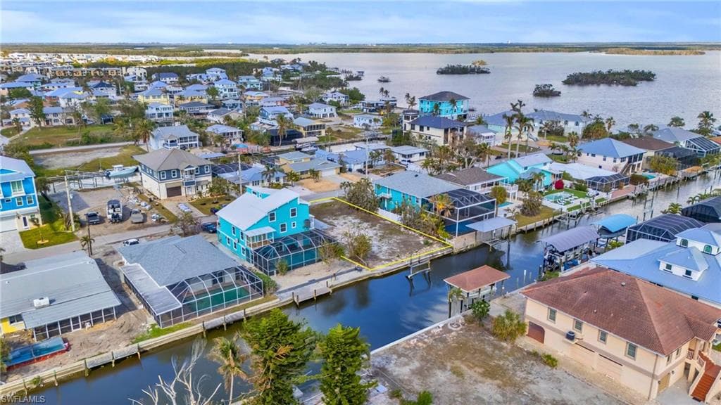 200 Curlew ST, FORT MYERS BEACH FL 33931-3