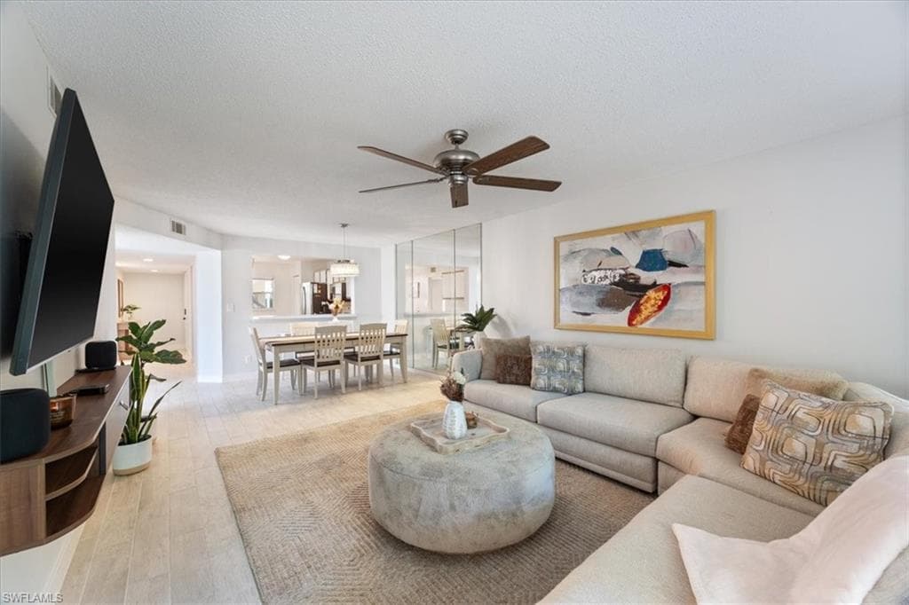 745 Landover CIR # 104, NAPLES FL 34104-1