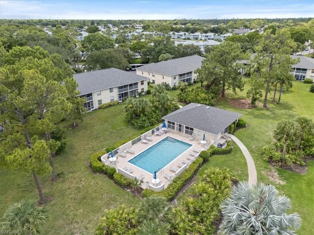 745 Landover CIR # 104, NAPLES FL 34104-4