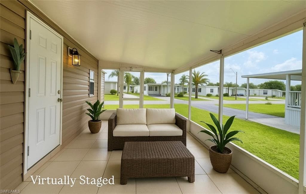 164 Cape Sable DR, NAPLES FL 34104-1