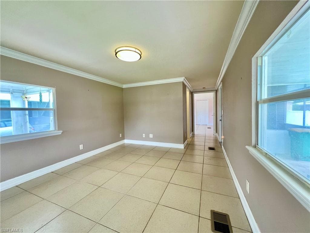 164 Cape Sable DR, NAPLES FL 34104-5