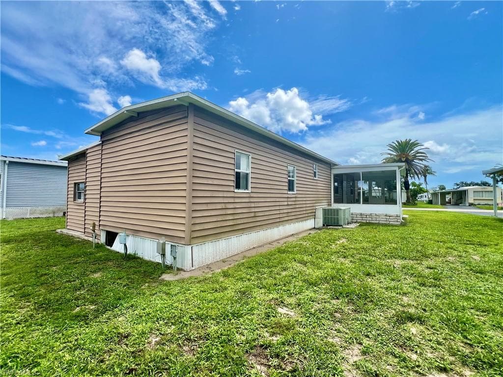 164 Cape Sable DR, NAPLES FL 34104-21