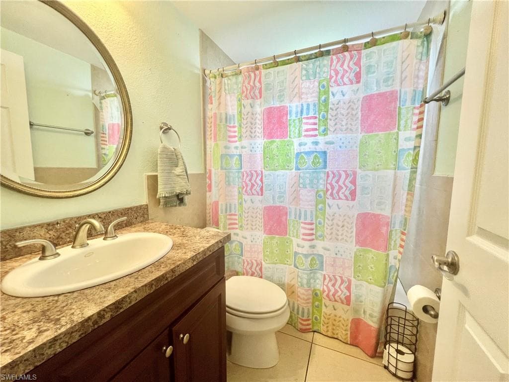 164 Cape Sable DR, NAPLES FL 34104-9