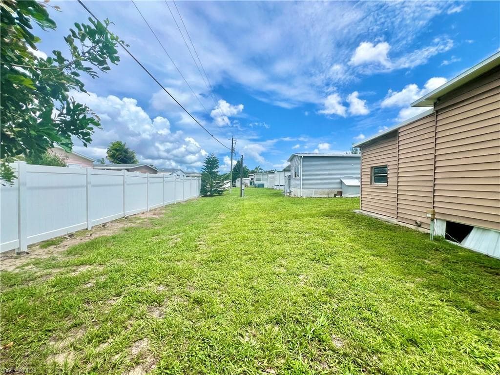 164 Cape Sable DR, NAPLES FL 34104-20