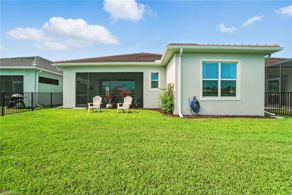 3387 Pilot CIR, NAPLES FL 34120-26
