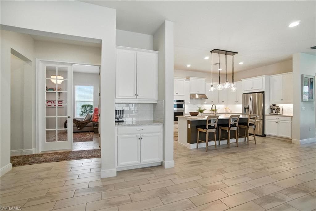 3387 Pilot CIR, NAPLES FL 34120-15