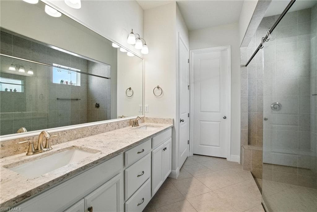 3387 Pilot CIR, NAPLES FL 34120-8