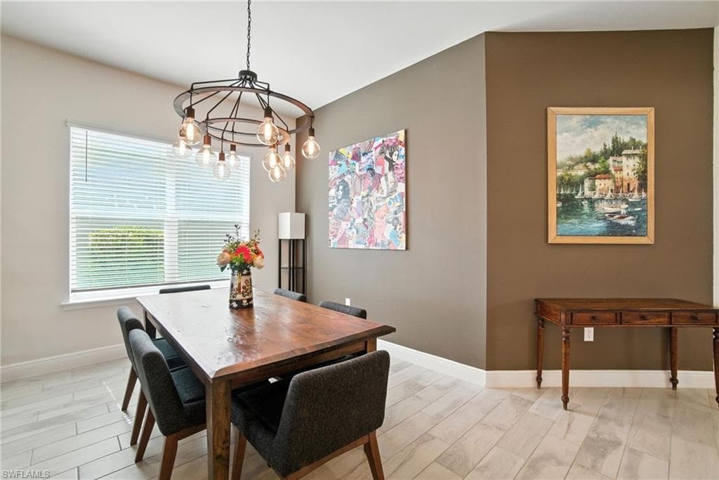 3387 Pilot CIR, NAPLES FL 34120-14