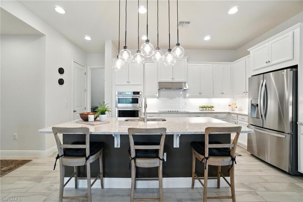 3387 Pilot CIR, NAPLES FL 34120-3