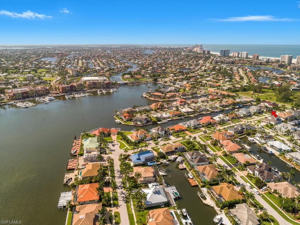 609 Crescent ST, MARCO ISLAND FL 34145-2