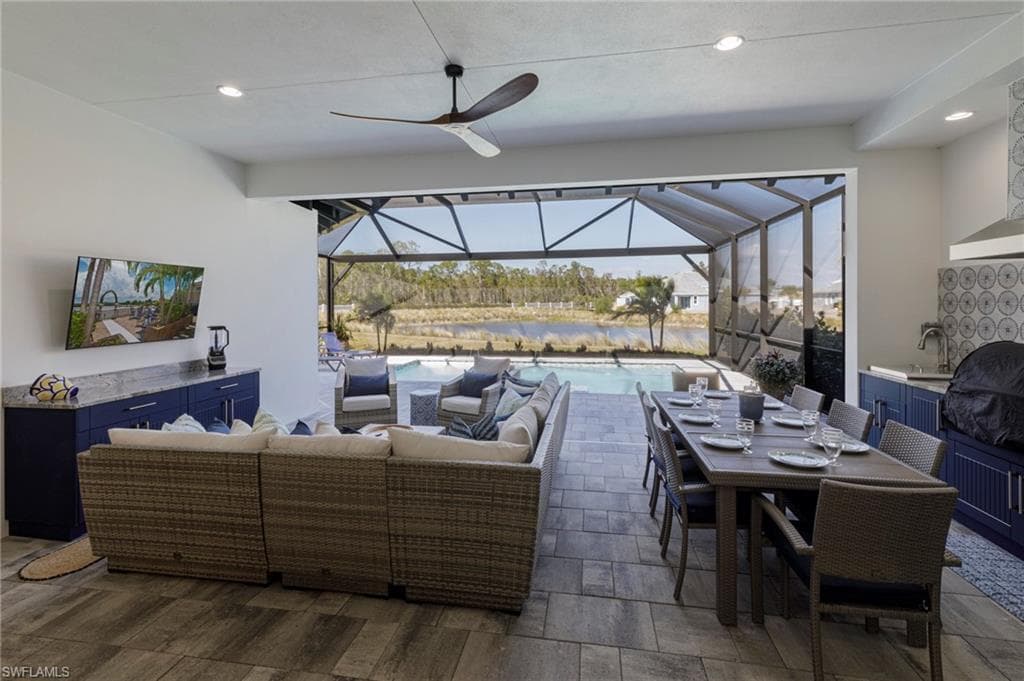 8963 Gustavia CT, NAPLES FL 34112-5