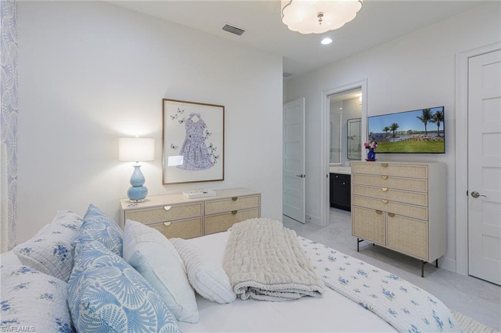 8963 Gustavia CT, NAPLES FL 34112-21