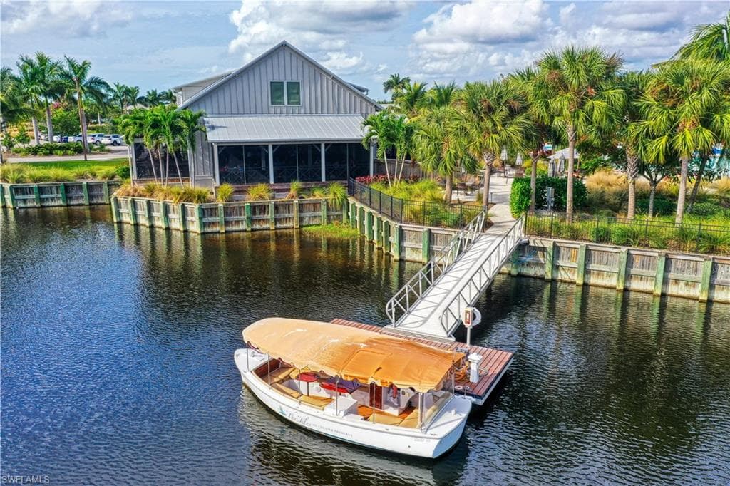 8963 Gustavia CT, NAPLES FL 34112-39