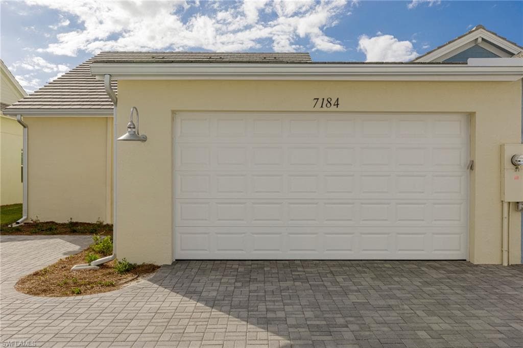 7184 Cayo Coco LN, NAPLES FL 34113-22