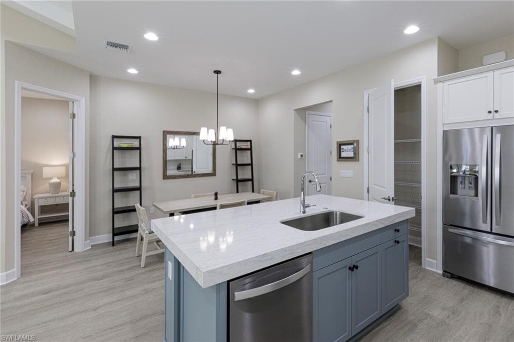 7184 Cayo Coco LN, NAPLES FL 34113-7