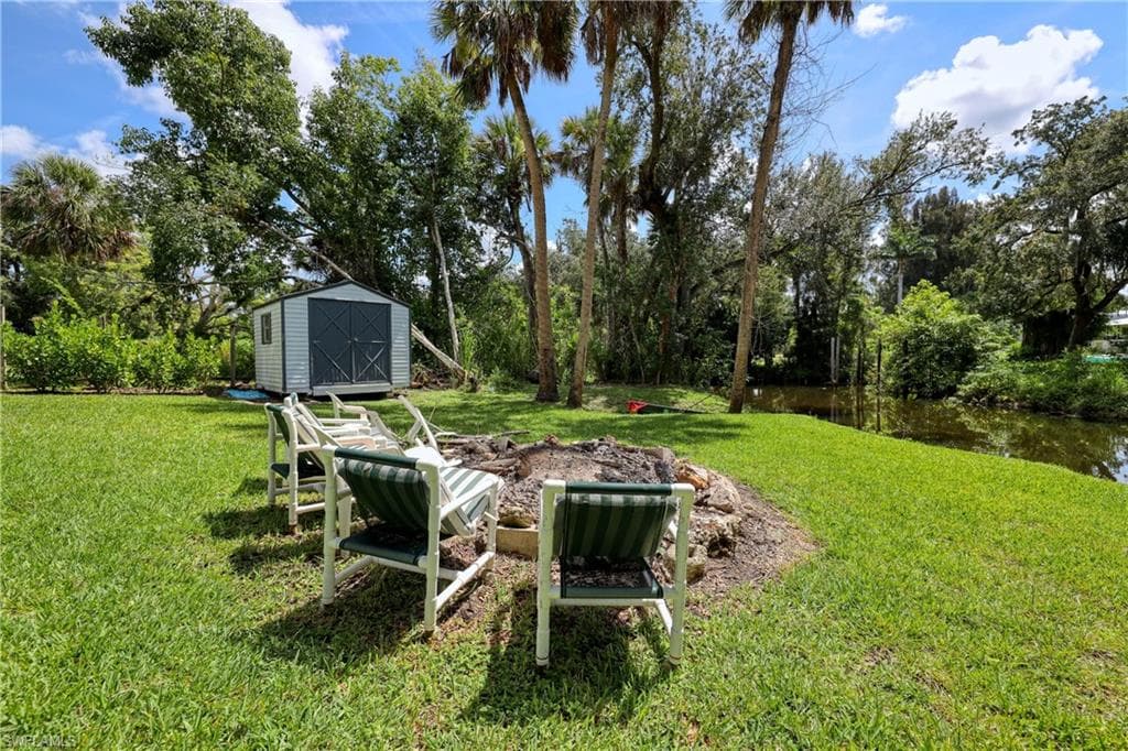 4701 Lone Pine CT, FORT MYERS FL 33905-35