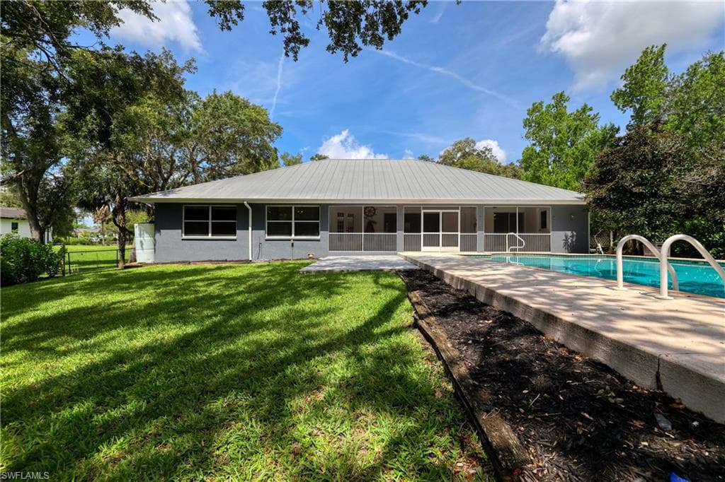 4701 Lone Pine CT, FORT MYERS FL 33905-32