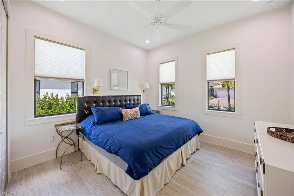 18457 Royal Hammock BLVD, NAPLES FL 34114-19