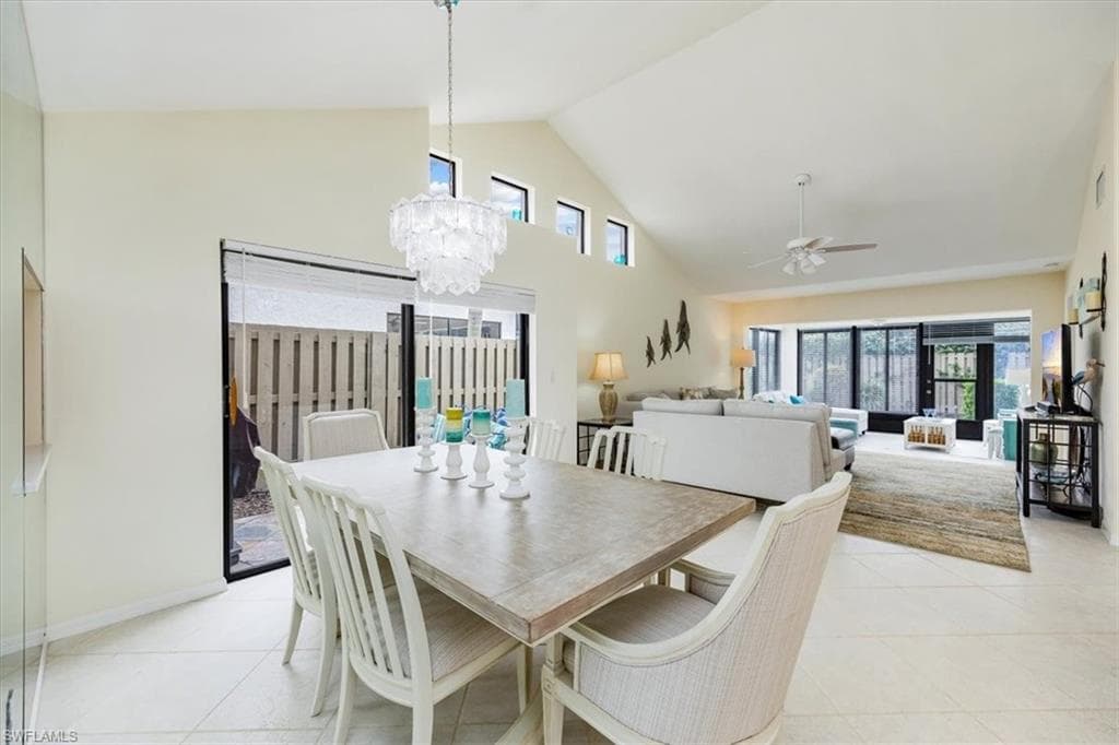 833 Reef Point CIR, NAPLES FL 34108-8