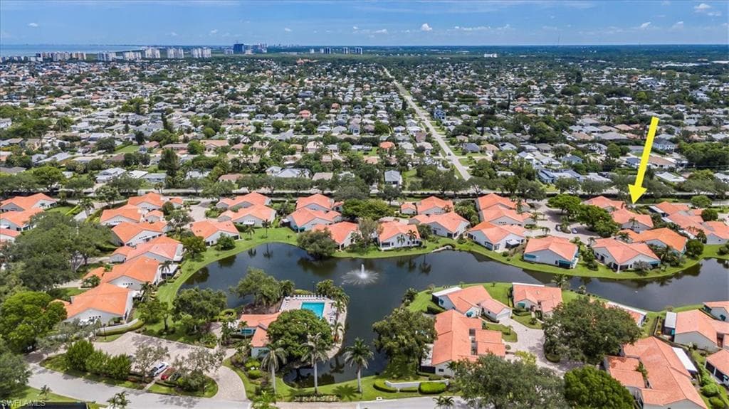 833 Reef Point CIR, NAPLES FL 34108-17