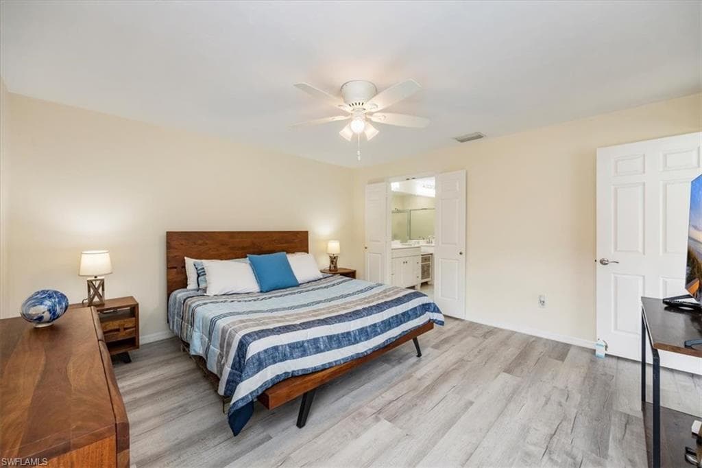 833 Reef Point CIR, NAPLES FL 34108-10